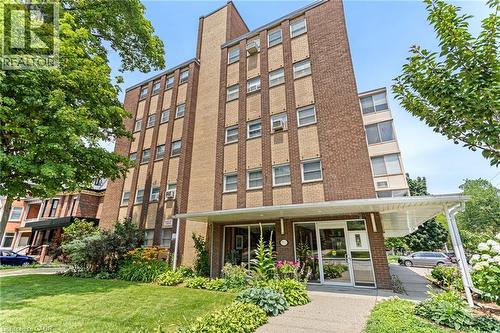 38 CHARLTON Avenue W Unit# 302  Hamilton, ON L8P 2C1