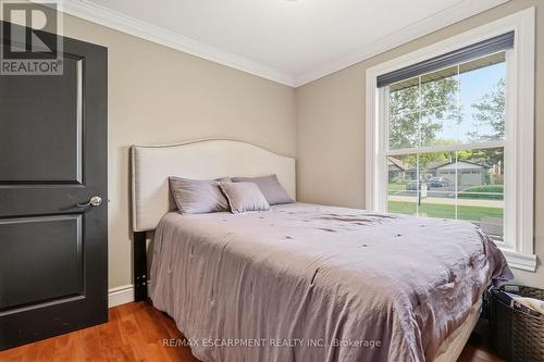 18 Fireside Drive, Hamilton, ON 
