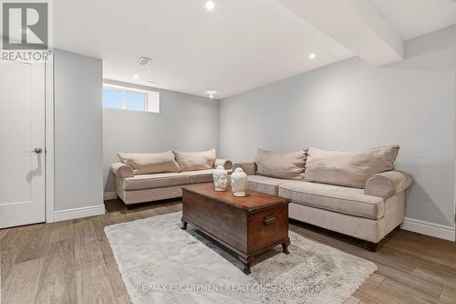 18 Fireside Drive, Hamilton, ON 