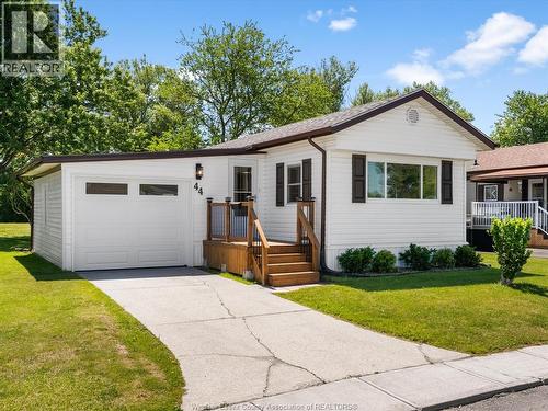 44 Miriam COURT  Essex, ON N8M 1Z2