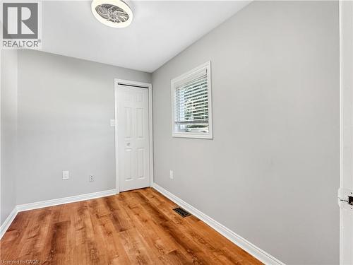 21 Fife Street W, Caledonia, ON 