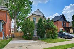 243 TECUMSEH AVENUE E  London South (South F), ON N6C 1S7