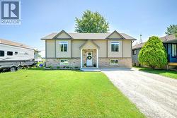 132 GLOUCESTER  Colchester, ON N0R 1G0