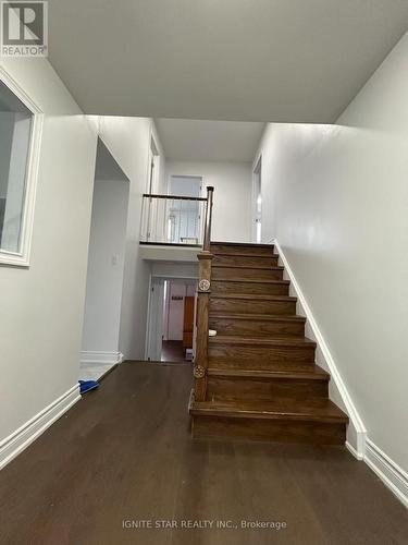 3246 Oakglade Crescent, Mississauga, ON 
