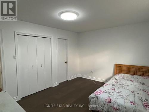 3246 Oakglade Crescent, Mississauga, ON 