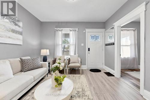 118 Birmingham Street, Hamilton, ON 