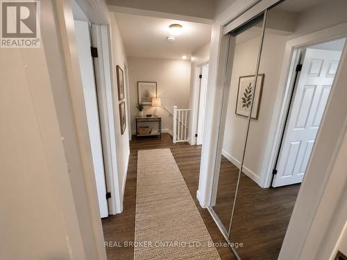 5 Rowanwood Street, Hamilton, ON 