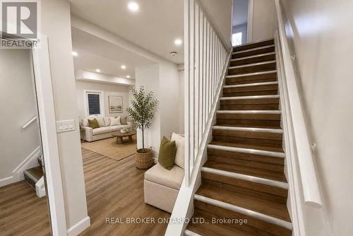 5 Rowanwood Street, Hamilton, ON 