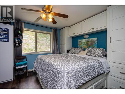 1469 Kloppenburg Road, Kelowna, BC - Indoor Photo Showing Bedroom