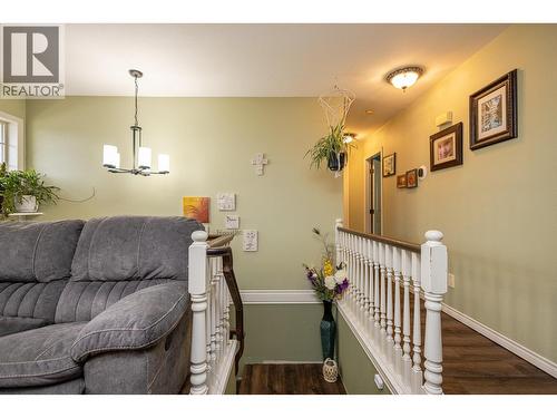 1469 Kloppenburg Road, Kelowna, BC - Indoor