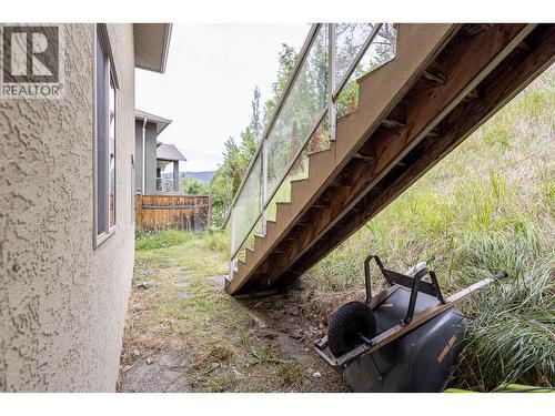 1469 Kloppenburg Road, Kelowna, BC - Outdoor With Exterior