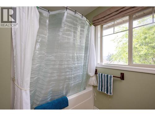 1469 Kloppenburg Road, Kelowna, BC - Indoor Photo Showing Other Room