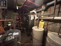 Utility Room. - 