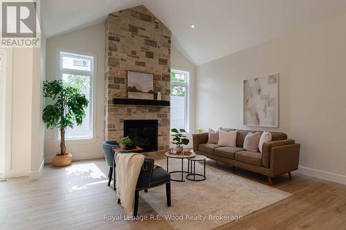 80 Herb Street, Norwich (Norwich Town), ON - Indoor Photo Showing Living Room With Fireplace