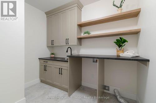 Main floor laundry - 80 Herb Street, Norwich (Norwich Town), ON - Indoor