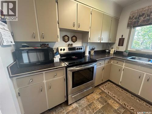132 Churchill Avenue, Coronach, SK 
