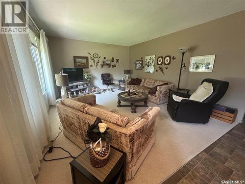 132 Churchill Avenue, Coronach, SK 