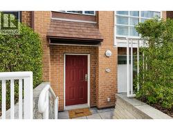 206 2071 W 42ND AVENUE  Vancouver, BC V6M 2B4