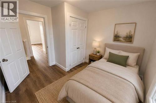 5 Rowanwood Street, Hamilton, ON 