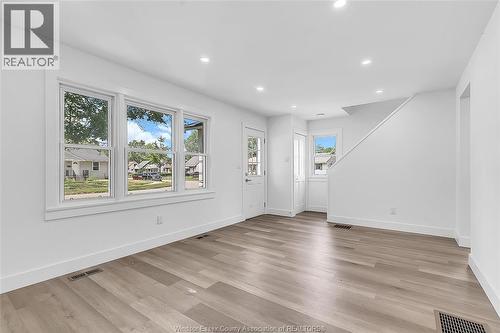 2123 Secord, Windsor, ON - Indoor Photo Showing Other Room