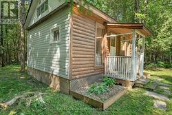 Bunkie side view - 