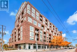 621 - 1787 ST CLAIR AVENUE W Toronto, ON M6N 1J6