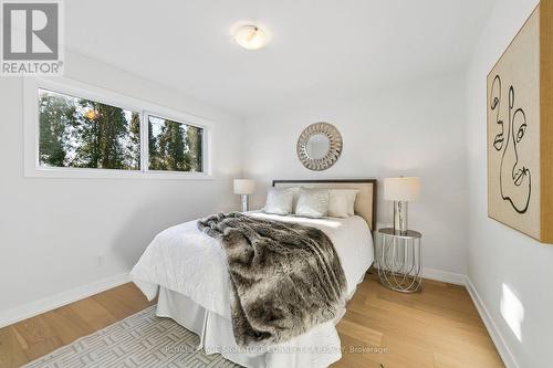 15 Colonial Court, Hamilton, ON 