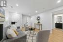 15 Colonial Court, Hamilton, ON 