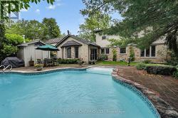 207 LONGFIELD CRESCENT Hamilton, ON L9G 3W4