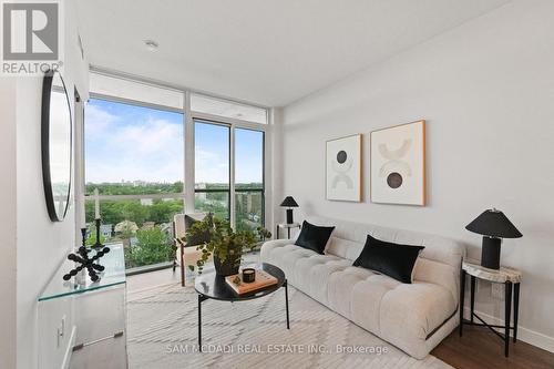 903 - 2055 Danforth Avenue, Toronto, ON 