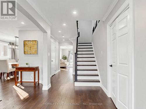 1209 Gloucester Square, Pickering, ON 
