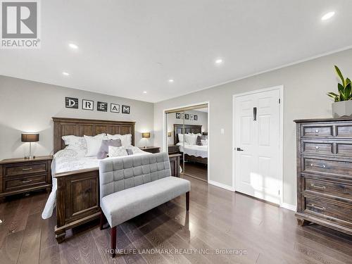 1209 Gloucester Square, Pickering, ON 