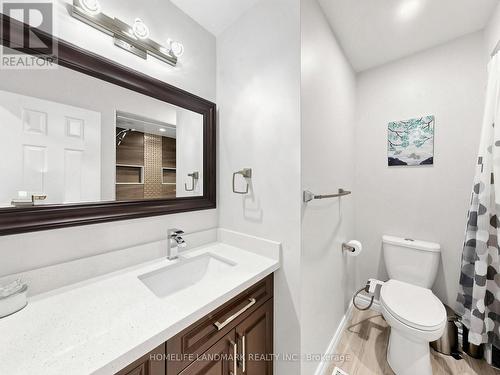 Main Bathroom - 1209 Gloucester Square, Pickering, ON 