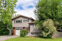 278 ARDEN DRIVE  Oshawa, ON L1G 1X5