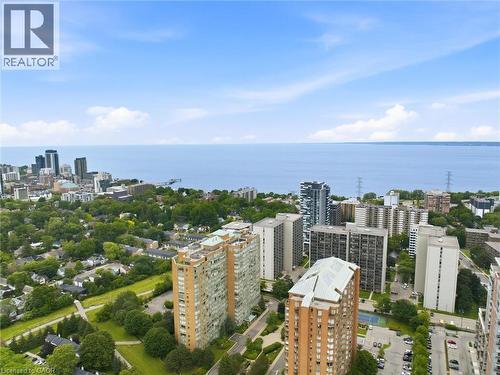 1276 MAPLE CROSSING Boulevard Unit# 110  Burlington, ON L7S 2J9