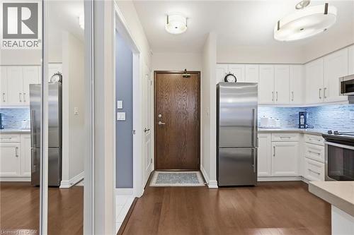 1276 Maple Crossing Boulevard Unit# 110, Burlington, ON - Indoor Photo Showing Kitchen