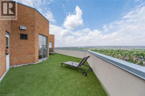 1276 Maple Crossing Boulevard Unit# 110, Burlington, ON - Outdoor