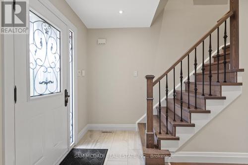 1541 Cuthbert Avenue, Mississauga, ON 