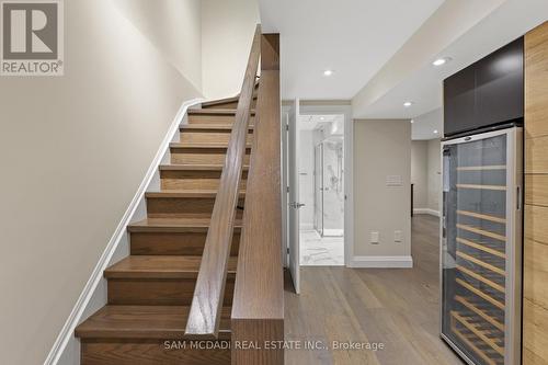 1541 Cuthbert Avenue, Mississauga, ON 