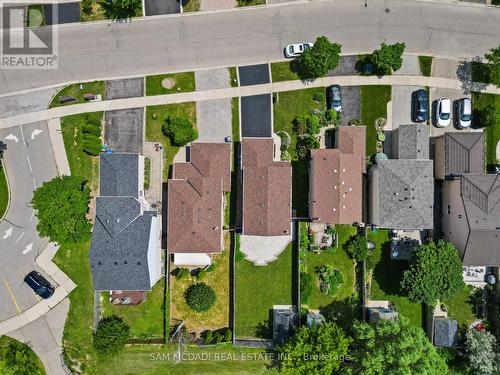 1541 Cuthbert Avenue, Mississauga, ON 