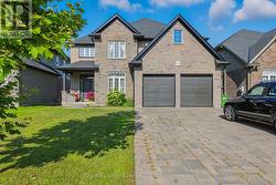 10 HONEY BEND St. Thomas, ON N5R 0H6