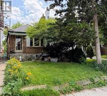 279 BEDFORD PARK AVENUE Toronto, ON M5M 1J6