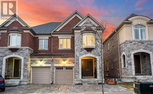 30 DRIZZEL CRES CRESCENT  Richmond Hill, ON L4E 0G9
