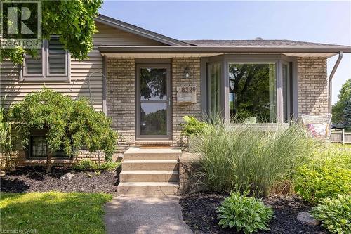 8229 RIDEAU Street  Niagara Falls, ON L2H 2E3