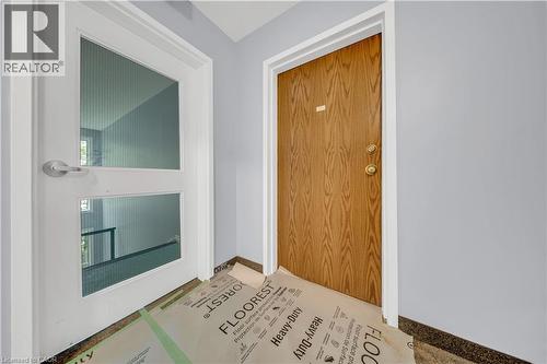 Image quality insufficient for description - 3085 Kingsway Drive Unit# 21, Kitchener, ON 