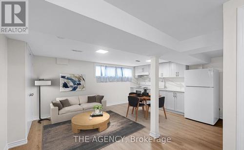 1038 Alexandra Avenue, Mississauga, ON 