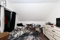 Bedroom 2 - 