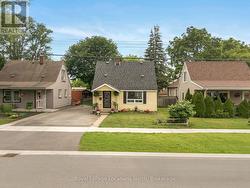 520 MAPLE STREET Collingwood, ON L9Y 2S5