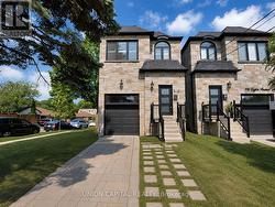 99A LEYTON AVENUE Toronto, ON M1L 3T9