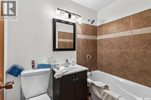 513 W Avenue N, Saskatoon, SK 